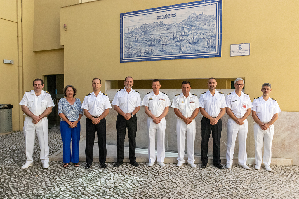 Instituto Hidrográfico de la Marina de Espanha visita o Instituto Hidrográfico