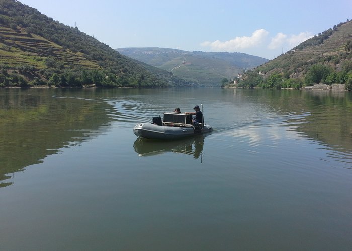 Rubber boat survey for hydrographic data acquisition