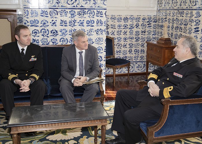 IH recebe o representante em Nápoles do COMNAVMETOCCOM