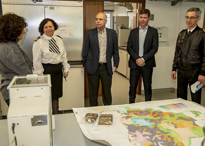 Responsáveis do Centre of Technology and Systems FCT/ UNL visitam o IH