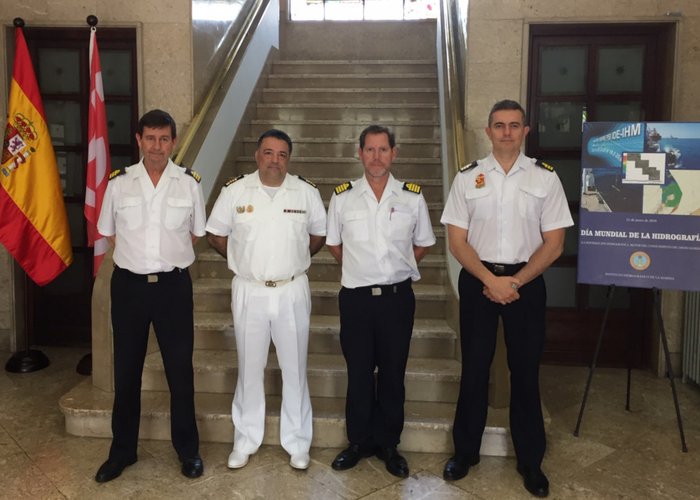 Reunião do Diretor da Escola de Hidrografia e Oceanografia com o Instituto Hidrográfico de la Marina