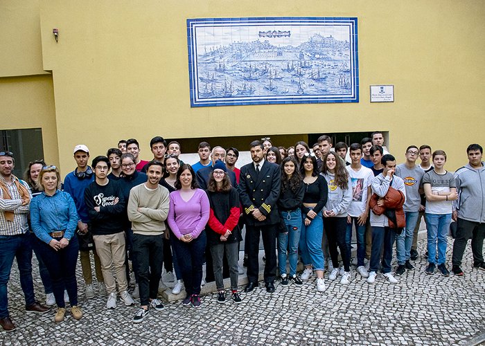 Visita de estudo do Colégio Blue School Euro-Atlântico ao Instituto Hidrográfico