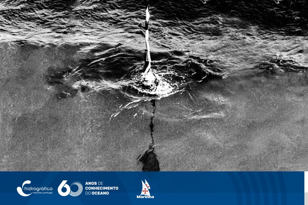 Flutuador empregado na medição de correntes