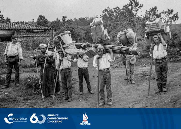 Mudança de acampamento da brigada de terra