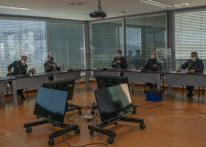 IH acolhe reunião de trabalho entre a Marinha e as empresas IdD e Thales