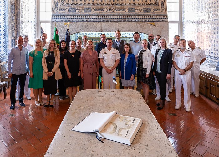 Embaixadora da Estónia visita o Instituto Hidrográfico