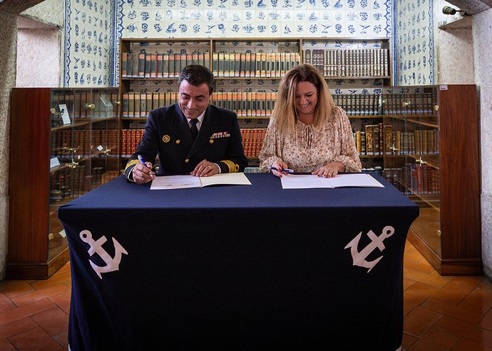 Colaboração entre Associação para o Desenvolvimento e Formação do Mar dos Açores e Instituto Hidrográfico