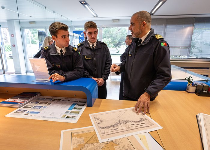 Instituto Hidrográfico recebe visita de alunos do Mestrado de Administração Naval