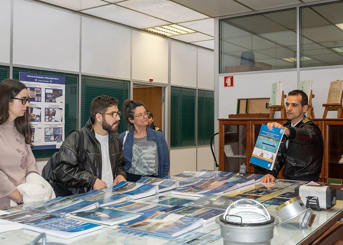 Instituto Hidrográfico recebe visita de alunos dos mestrados em Geologia e Ciências do Mar
