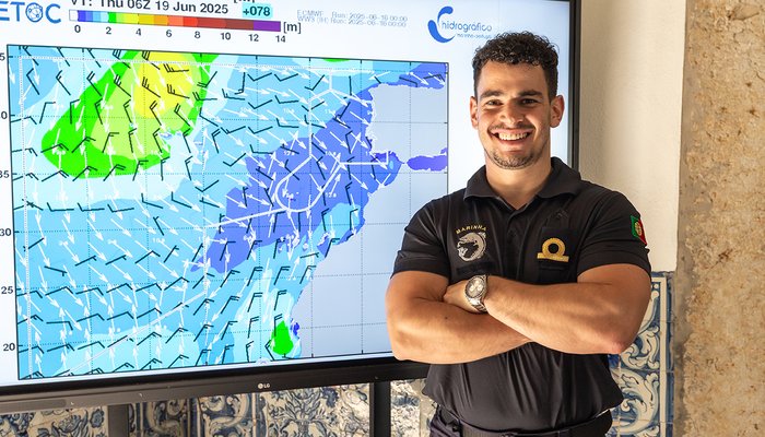 Militar da Marinha distinguido em congresso internacional