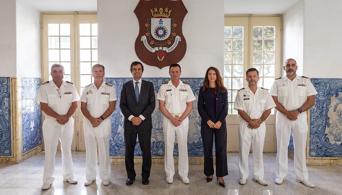 Secretário de Estado Adjunto da Política da Defesa Nacional visita o Instituto Hidrográfico