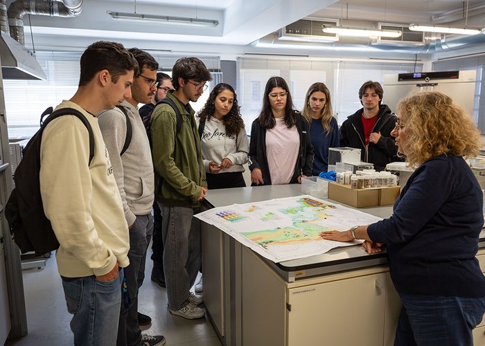 Instituto Hidrográfico recebe visita de alunos da Universidade de Coimbra