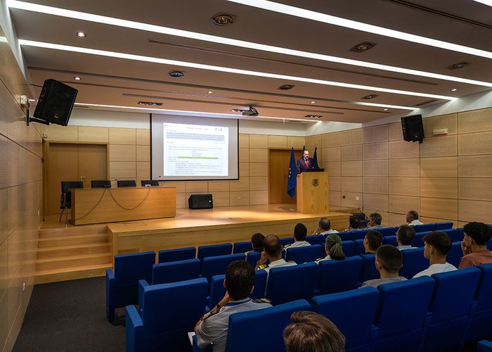 Palestra sobre Segurança de Matérias Classificadas no Instituto Hidrográfico