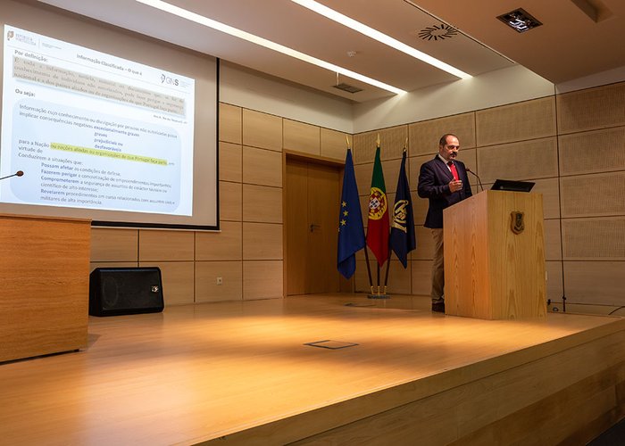Palestra sobre Segurança de Matérias Classificadas no Instituto Hidrográfico