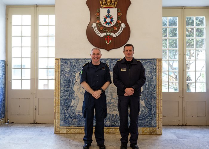 Instituto Hidrográfico recebe visita do Segundo Comandante da STRIKFORNATO