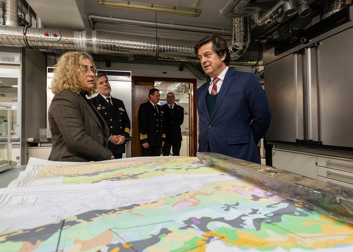 Secretário de Estado das Pescas e do Mar visita o Instituto Hidrográfico