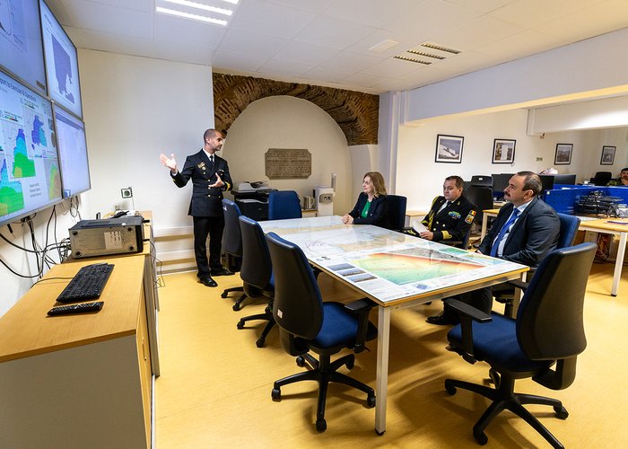 Instituto Hidrográfico recebe visita da Embaixadora da Roménia