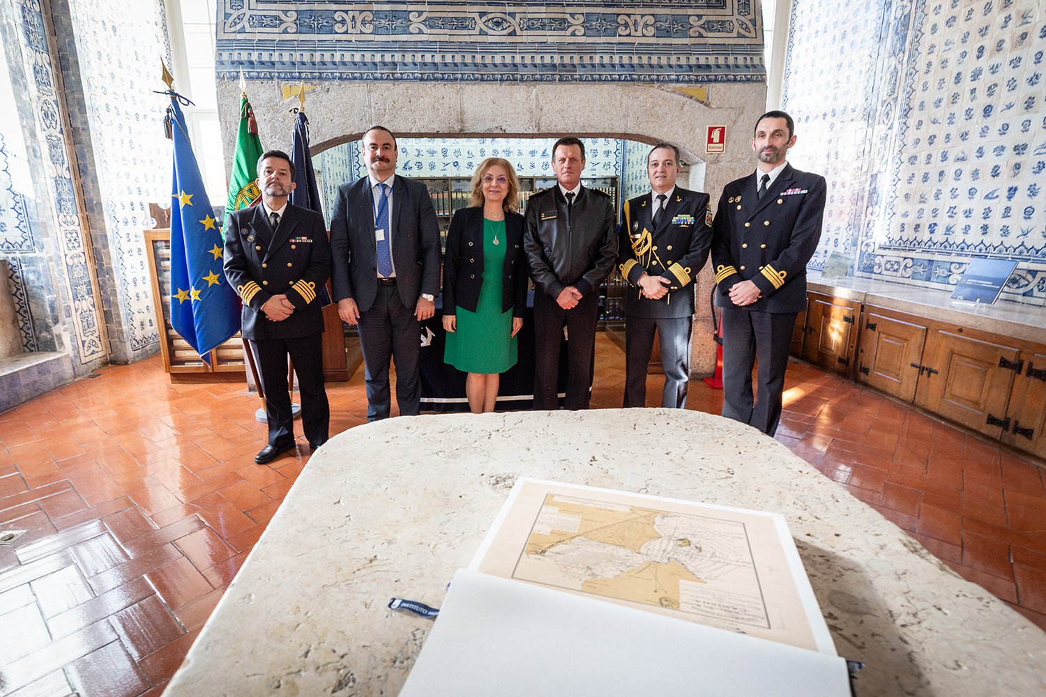 Instituto Hidrográfico recebe visita da Embaixadora da Roménia