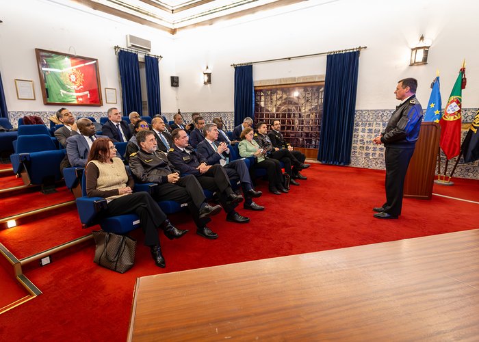 Instituto Hidrográfico recebe embaixadores junto das Nações Unidas