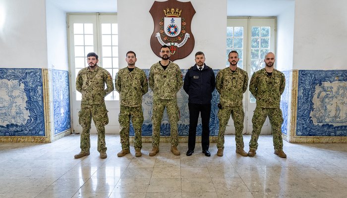 Instituto Hidrográfico recebe visita do Curso de Informação Cartográfica 2026 do CIGeoE