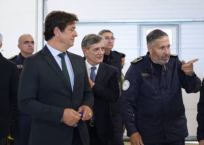 Hydrographic Institute present during the visit of the Secretary of State for Fisheries and the Sea to the CEOM