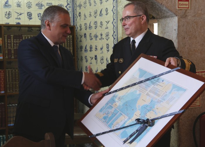 Secretário de Estado Adjunto e da Defesa Nacional visita o IH