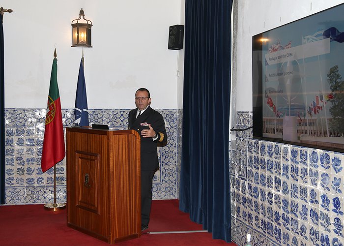 Almirante SACT visita o Centro de Excelência nacional na área do GEOMETOC marítimo