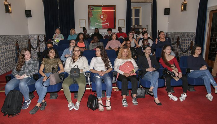 Alunos da Escola Secundária Professor Ruy Luís Gomes visitam o IH