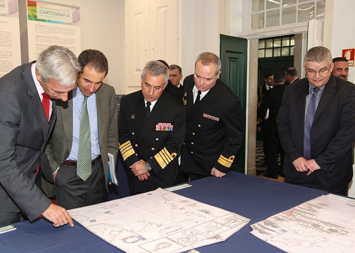 Assinatura de Memorandum de Entendimento entre o AIR Centre e o IH