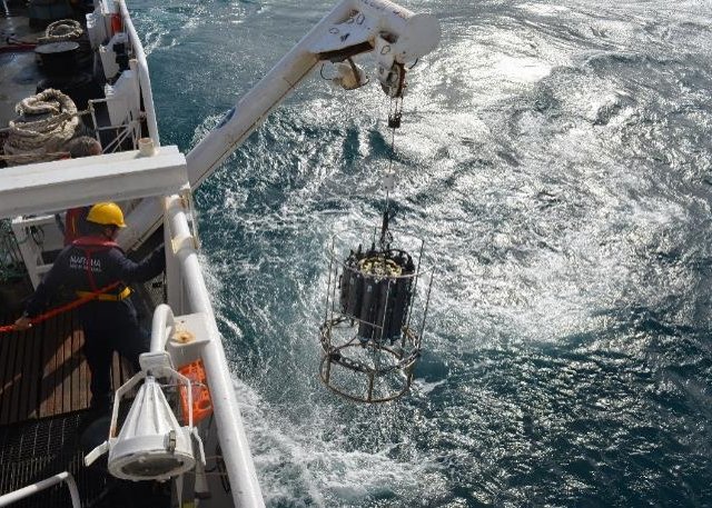 Bolsa de Investigação Científica no âmbito do projeto AQUIMAR