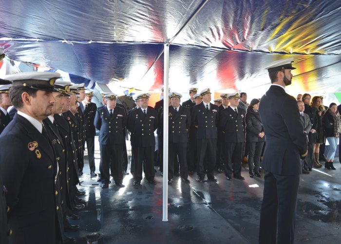 Cerimónia de entrega do comando do NRP Almirante Gago Coutinho