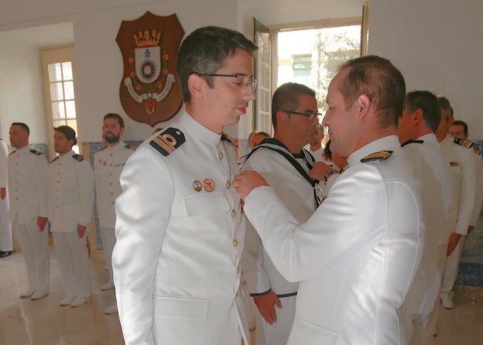 Cerimónia formal de imposição de condecorações e de entrega de lembranças