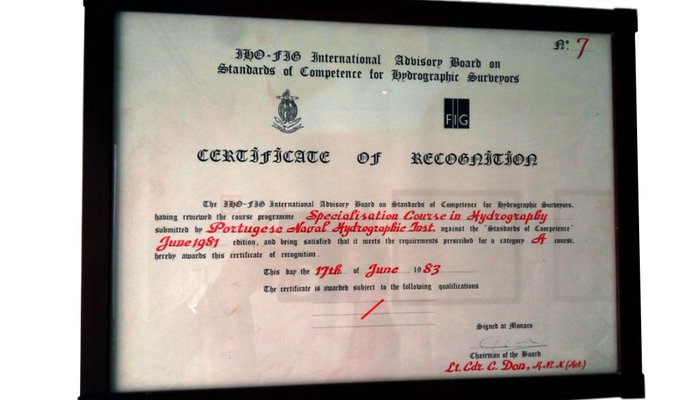 Certificado de Reconhecimento do Curso de Especialização em Hidrografia 