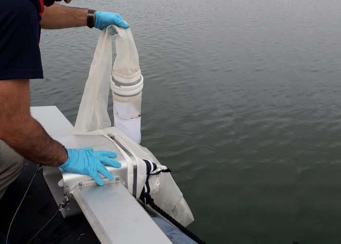 Colheitas de amostras para determinação de microplásticos