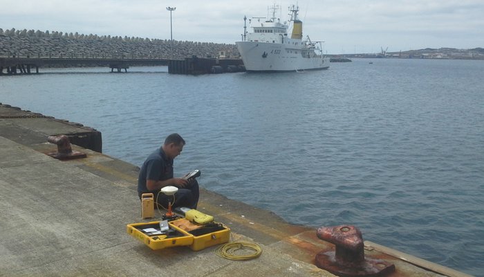 Coordenação de um ponto de apoio ao levantamento hidrográfico