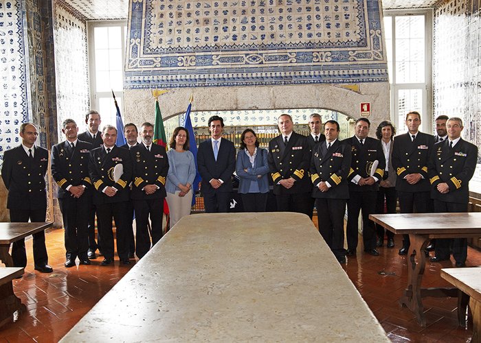 Delegação do MNE visita o Centro GEOMETOC Marítimo