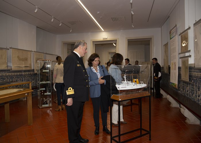 Delegação do MNE visita o Centro GEOMETOC Marítimo