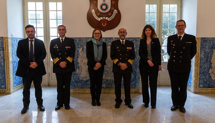 Embaixadora da Noruega em Portugal visita do IH