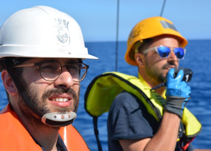 Equipa técnica do Instituto Hidrográfico em missão no arquipélago da Madeira