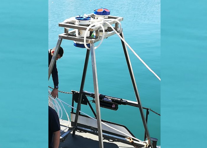 Testes de mar do novo sistema de sonar de varrimento lateral do IH