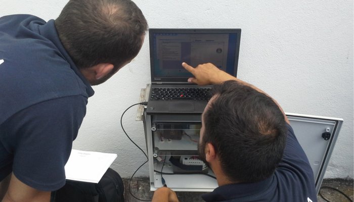 Instalação de marégrafo RADAR com o Curso de Especialização de Sargentos em Hidrografia