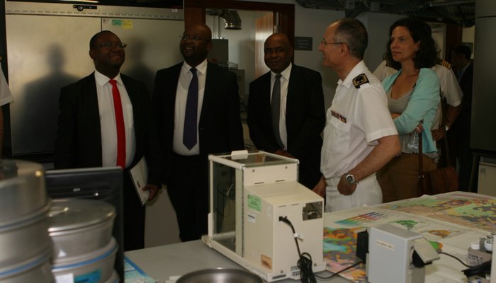 Instituto Hidrográfico receives a visit from a delegation of the Ministry of the Sea