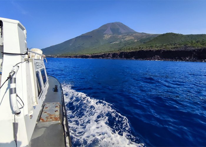 Levantamento topo-hidrográfico no grupo central do arquipélago dos Açores - 2020