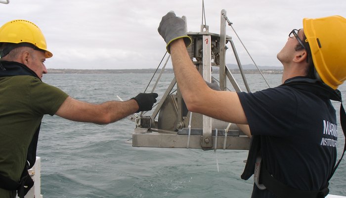 Instituto Hidrográfico realiza campanha de monitorização no âmbito do projeto MONIAQUA