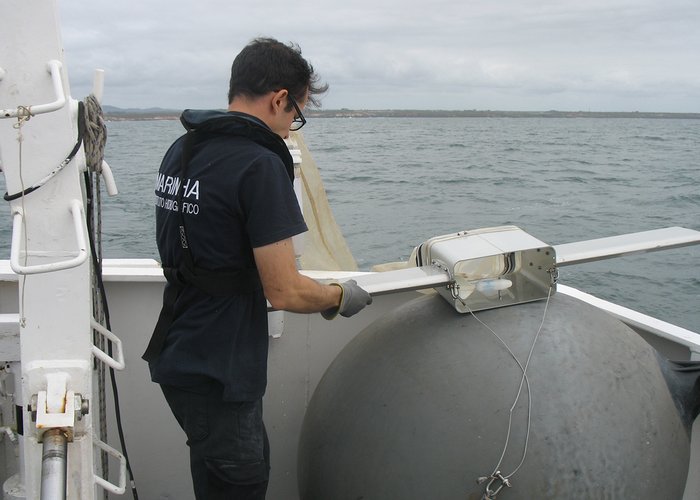 Instituto Hidrográfico realiza campanha de monitorização no âmbito do projeto MONIAQUA