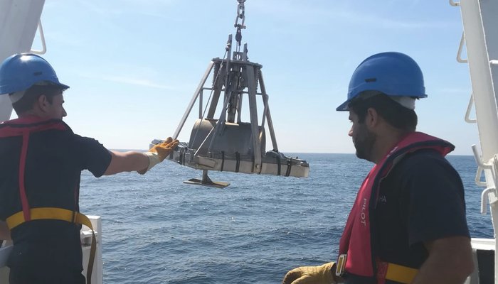 Missão AQUIMAR, colheitas em estações na área mais costeira, entre Portimão e Sagres.