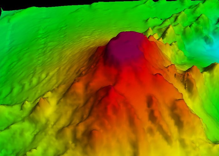 Instituto Hidrográfico com o NRP D. Carlos I no Mapeamento do Mar Português