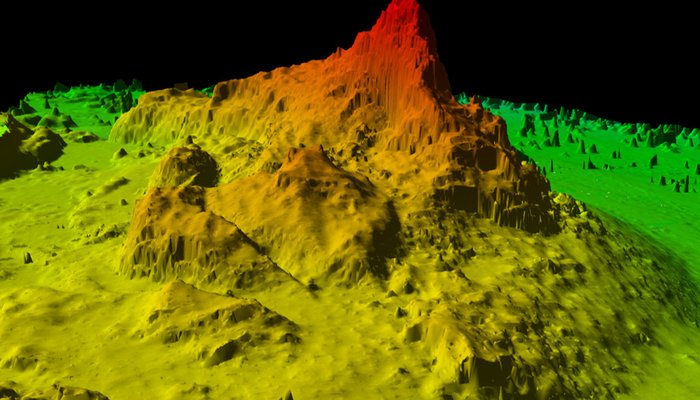 Modelo batimétrico tridimensional da Baixa dos Rosais, Ilha de S. Jorge.