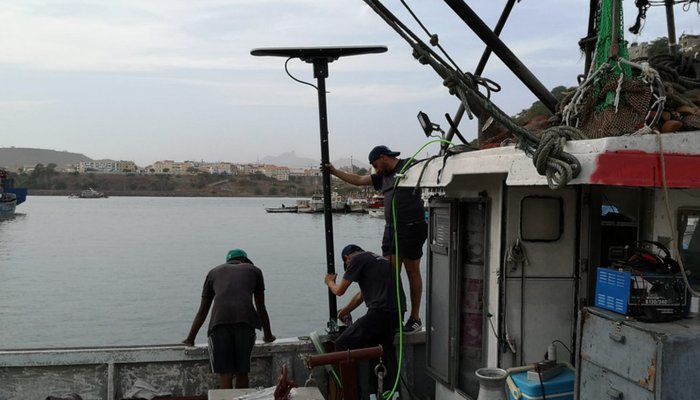 Montagem e operacionalização do sistema multifeixe
