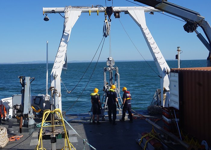 NRP Almirante Gago Coutinho inicia campanha hidro-oceanográfica multidisciplinar - 2021